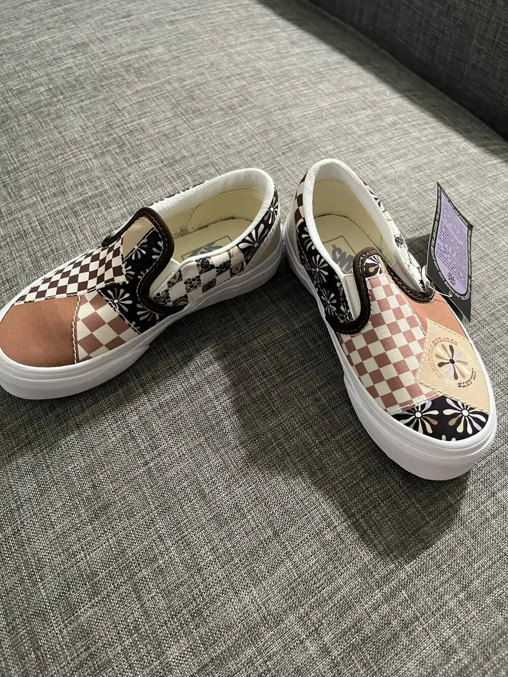Vans divine equality slip on kids size 10 1/2